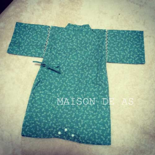 サイズ70 80 ベビー甚平風ロンパースの型紙と作り方 Maison De As